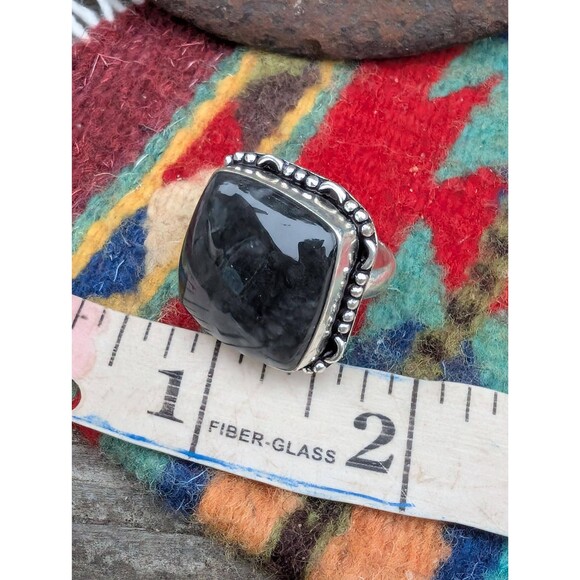 Vintage Black Agate Chunky Ring Size 8 - Picture 8 of 10